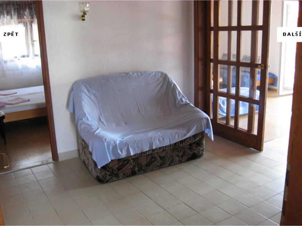 Apartments Bilic Nemira 오미스 외부 사진